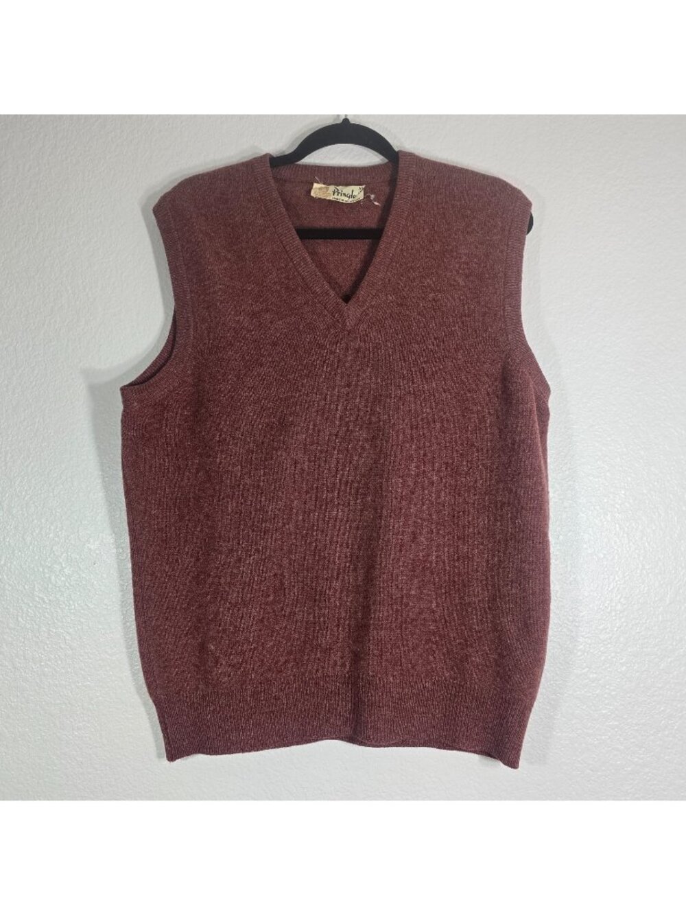 Pringle Vtg Pullover Sweater Vest Men Size 44 Burgundy V Neck Lambswool